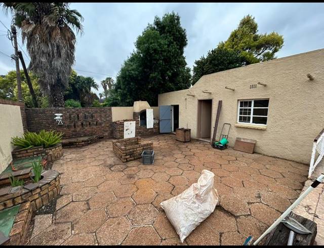 4 BEDROOM HOUSE FOR SALE IN VALHALLA